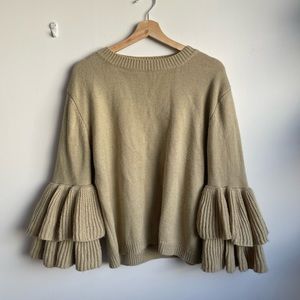 Ruffled sleeve brown sweater
